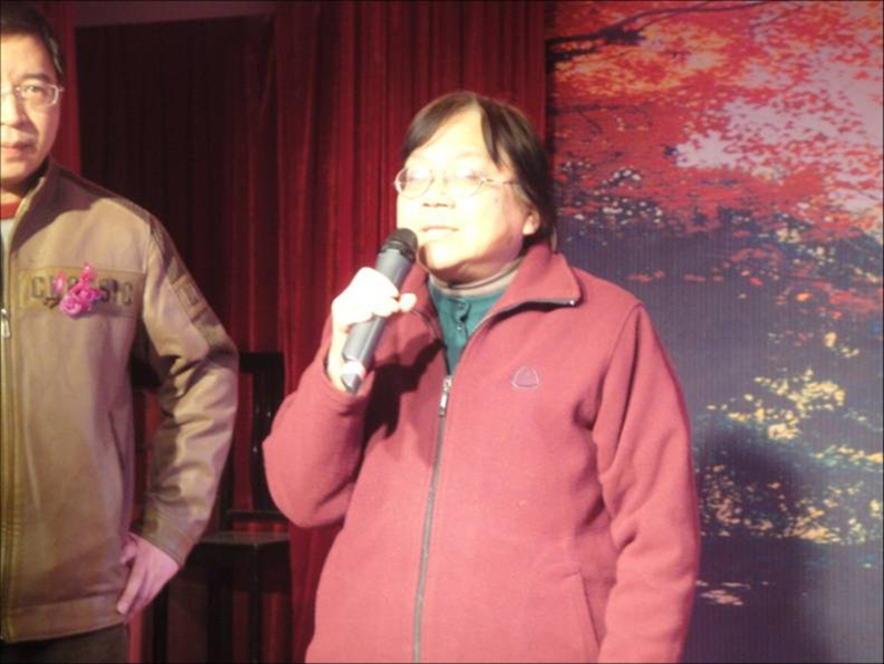 连续25年服用851产品的乳腺癌康复患者现场分享康复经验